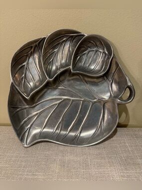 Charter Club Eden Grove Leaf Divided Serving Dish⁠